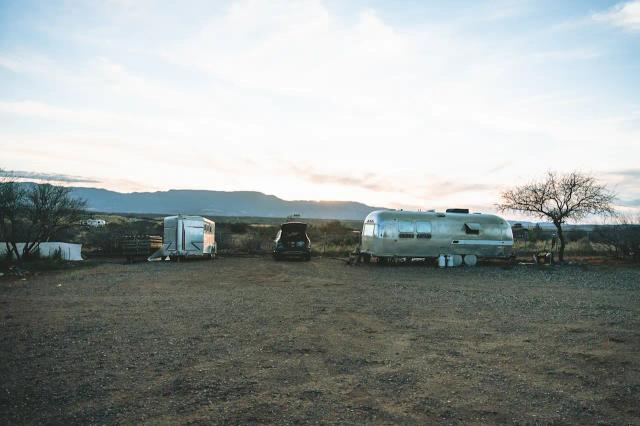 High desert ranch & petting farm near Sedona — RV parking in Cornville, Arizona