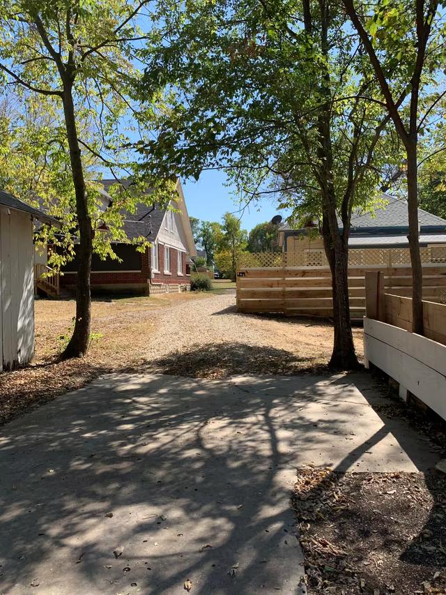 Poppys Place RV Storage ONLY — RV parking in Chanute, Kansas