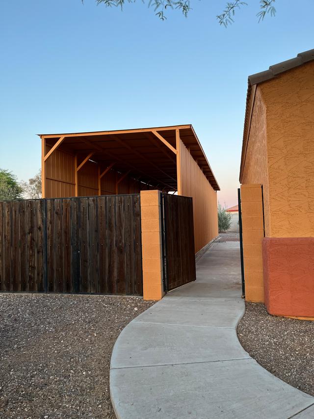 Robert’s RV Retreat — RV parking in Arizona City, Arizona