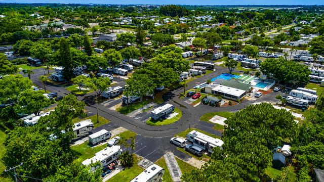 Palm Beach Traveler RV Park — RV parking in Lantana, Florida